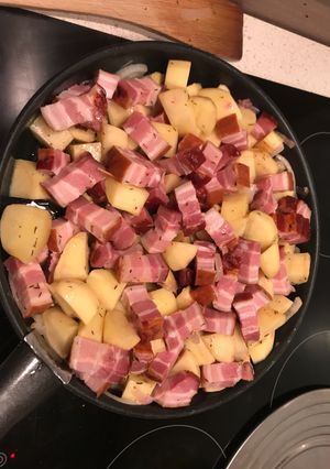 Une photo de Pommes de terre au lard