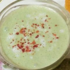A picture of Bathua raita.