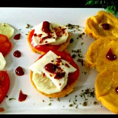 A picture of Besan mini bread.