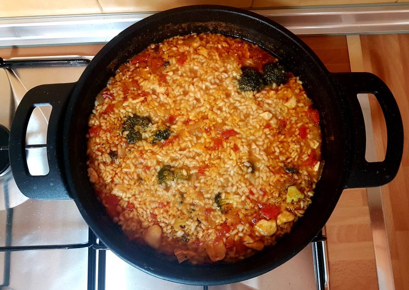 Paella con pollo y brócoli 🥦🤤