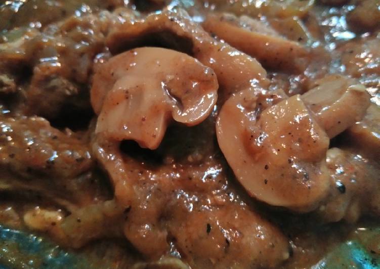 Steak mushroom daging sapi