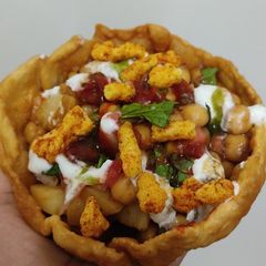 A picture of Mix plate chaat.