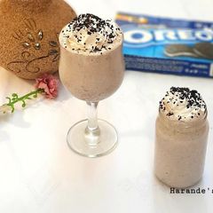 A picture of Oreo creamy smoothie.