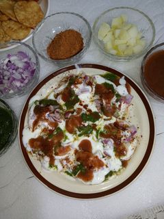 दही पापड़ी चाट (Dahi papdi chaat recipe in Hindi) रेसिपी मुख्य फोटो