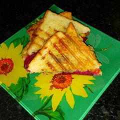 A picture of Grilled samosa sandwich.