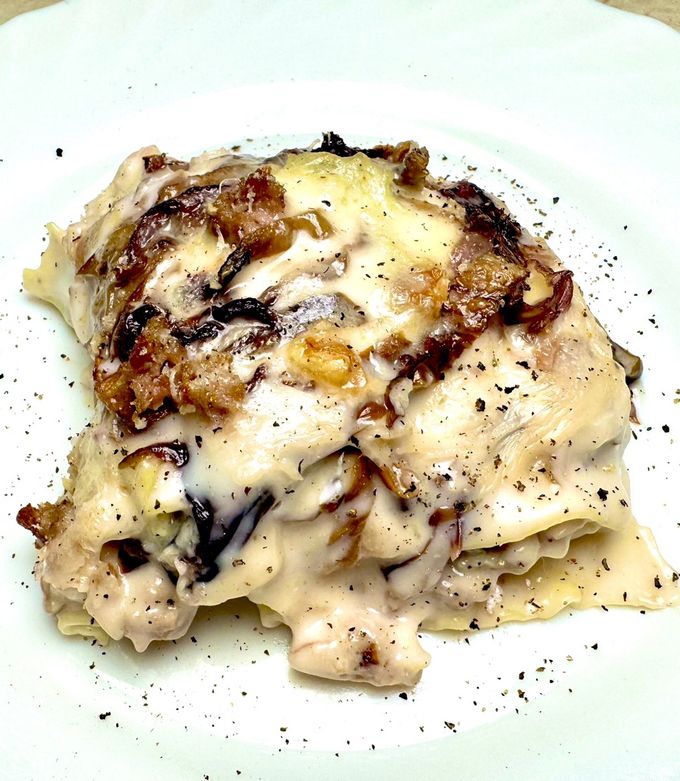 Foto di Lasagna con Radicchio, Salsiccia, Gorgonzola e Noci