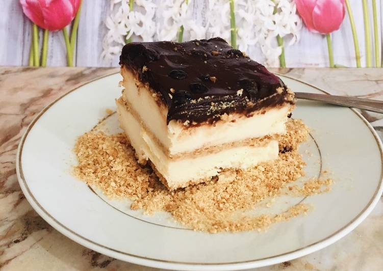 Eclair Cake