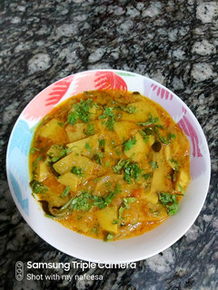 A picture of Dahiwale Aloo.