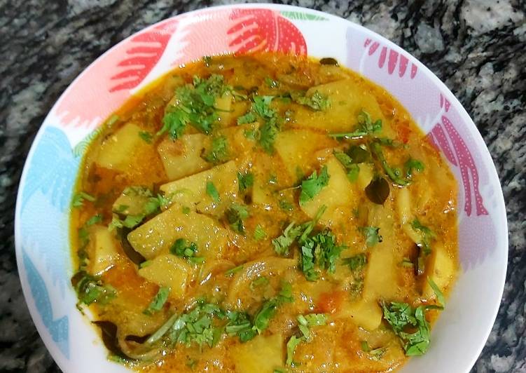 Recipe of Any-night-of-the-week Dahiwale Aloo