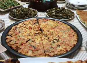 صورة لوصفة بيتزا (في عيد ميلاد بنتي)