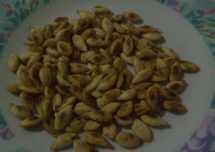 Recipe of Any-night-of-the-week Roast pumpkin seeds