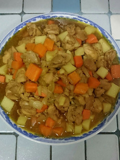 雞肉咖哩 的食譜成品照片
