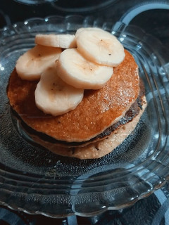 Una foto de Pancakes de banana y avena sin azúcar