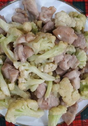Foto resep tumis mayonaise ayam dan kembang kol
