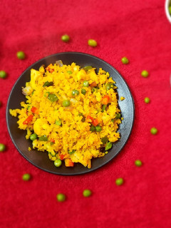 मटर पोहा (matar poha recipe in Hindi) रेसिपी मुख्य फोटो