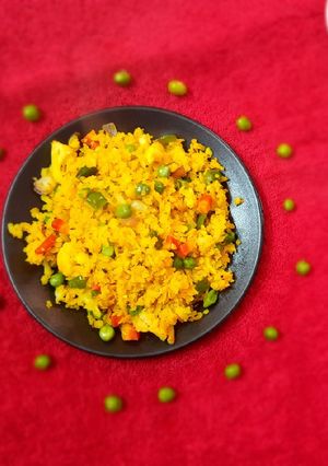 मटर पोहा (matar poha recipe in Hindi) रेसिपी मुख्य फोटो