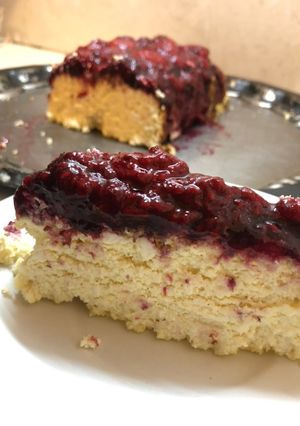 Una foto de Cheesecake de frutos rojos saludable ♥️