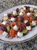 Ensalada griega o horiatiki salata