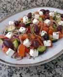 Ensalada griega o horiatiki salata