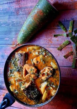 লাউ শোলের ঝোল(Lau sholer jhol recipe in Bengali) রেসিপির প্রধান ছবি