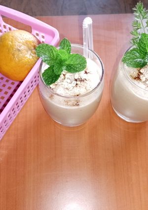 A picture of Oats, 🍎 apple, coffee ☕ smoothie.