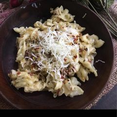 A picture of One pot Cheesy macaroni.