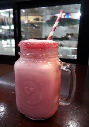 Una foto de Smoothie De Frutilla🍹