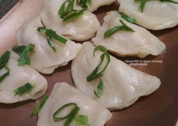 Cara Gampang Membuat Gyoza KW isi Ayam Cincang yang Bisa Manjain Lidah