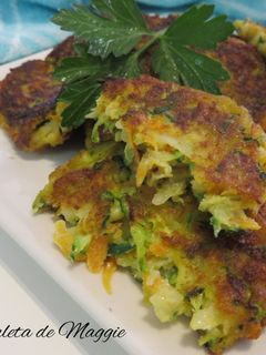 Una foto de Tortitas de calabacín y zanahoria