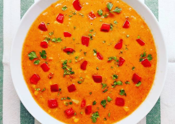 Il modo più semplice a Fai Qualsiasi notte della settimana Zuppa di mais con peperoni e paprika affumicata