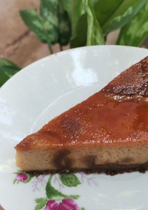 Una foto de Pastel imposible (chocoflan)