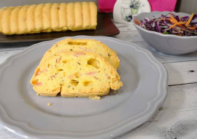 Glutén- és tejmentes, sajtos-sonkás "sütemény" recept foto