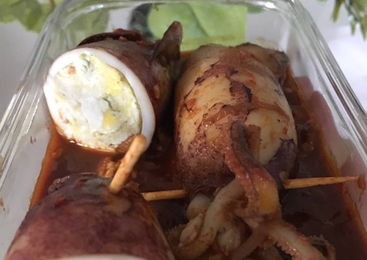 Recipe of Award-winning Stuffed-Squid In Scrambled Egg Sambal Sauce