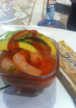 Una foto de Cocktail de camarón para cuaresma