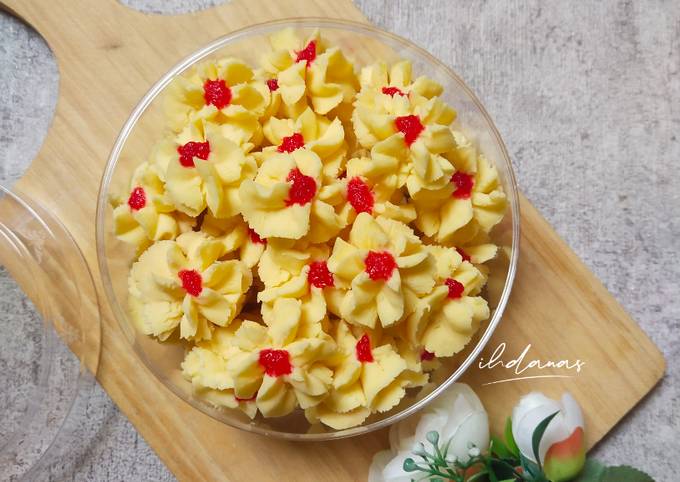 Resep Semprit Susu 3 Bahan Renyah Dan Lumer Oleh Ihdanas Cookpad