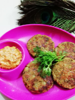 राजगीरा-आलू टिक्की (rajgira aloo tikki recipe in Hindi) रेसिपी मुख्य फोटो