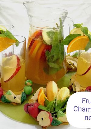 A picture of Fruit champagne.