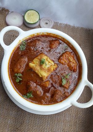 A picture of Omelette Curry.