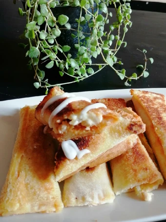 Langkah Mudah untuk Membuat Resep Roti panggang gulung isi ayam🌯 yang Sempurna Anti Ribet, Uenak Banget