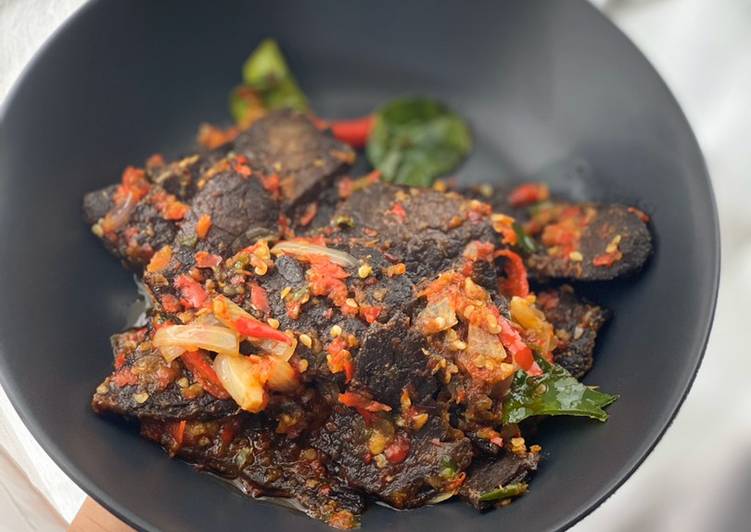 Bagaimana Menyiapkan Paru sambel lado / balado yang Menggugah Selera