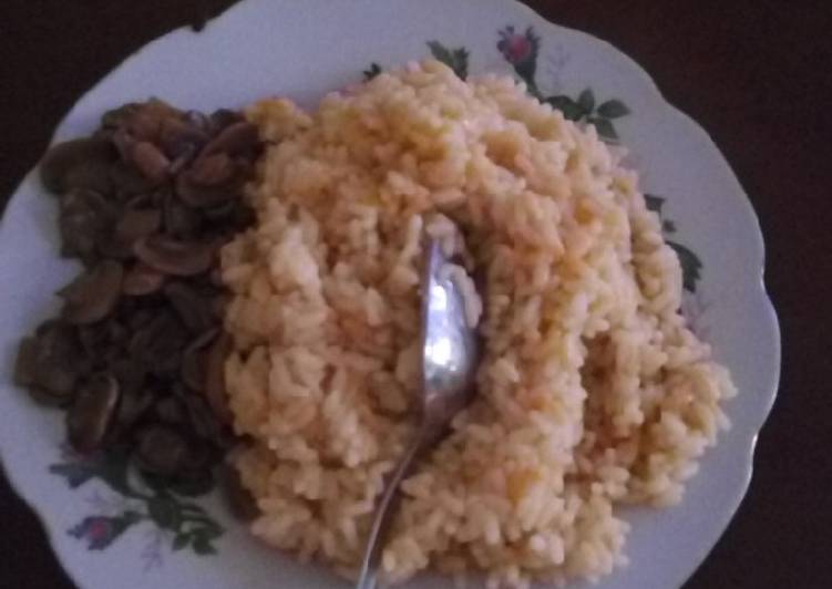 Rice Pilaf and Mushrooms