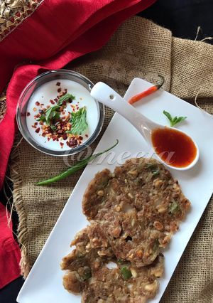 A picture of Spicy Rajgiri chi Thalipeeth.