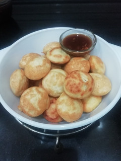 A picture of Moong dal Appe.