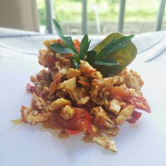 A picture of Chilli Scrambled Eggs.