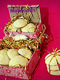عکسی از دستور کلوچه ی کنجدی