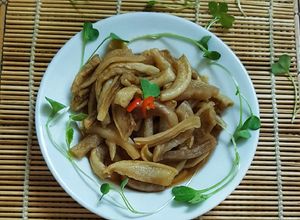 Hình của món Củ cải khô dầm chua ngọt.