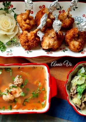 Hình của món Mâm cơm nhiều màu sắc.