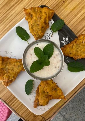 A picture of Chapati pakode.