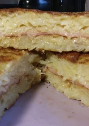Una foto de Tortilla de papas sin freír con 1 solo huevo