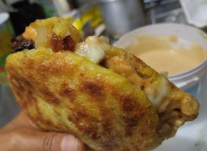 Una foto de Burger arepa a mi manera🥯🫓🥙